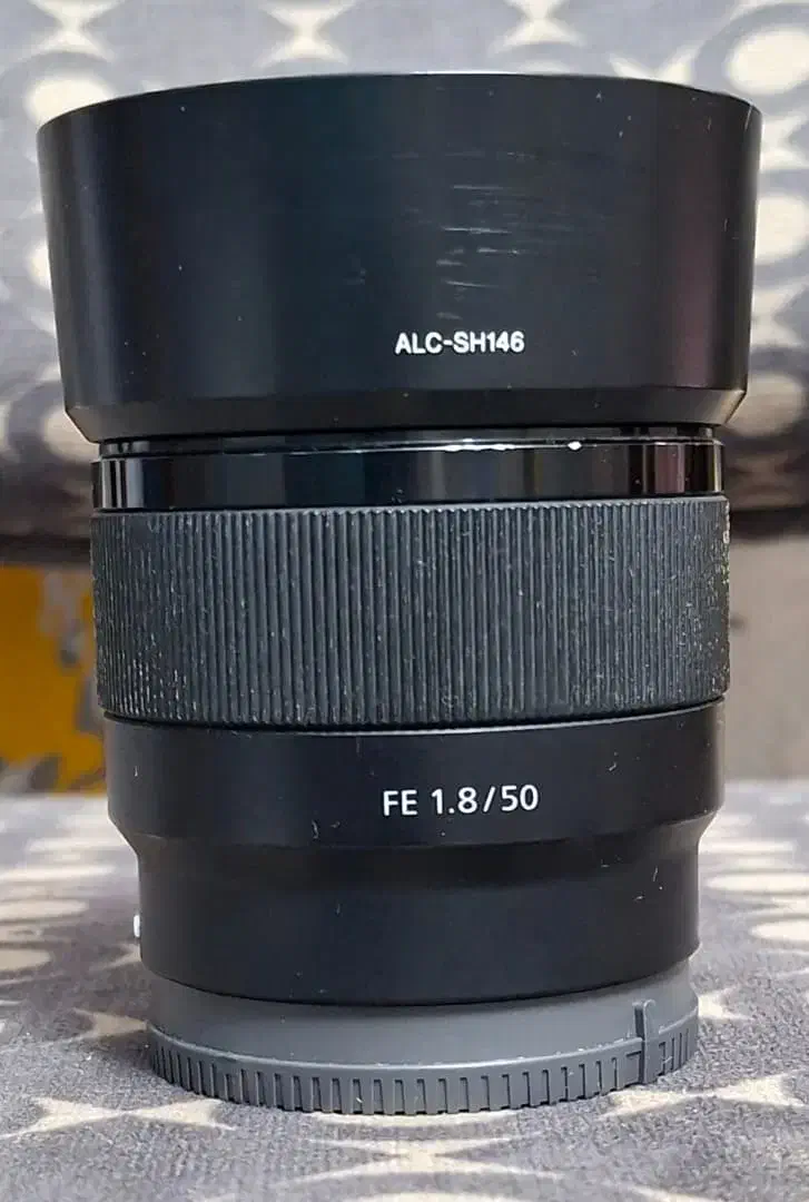 لنز ۵۰ سونی f 1/8|دوربین عکاسی و فیلم‌برداری|اراک, |دیوار