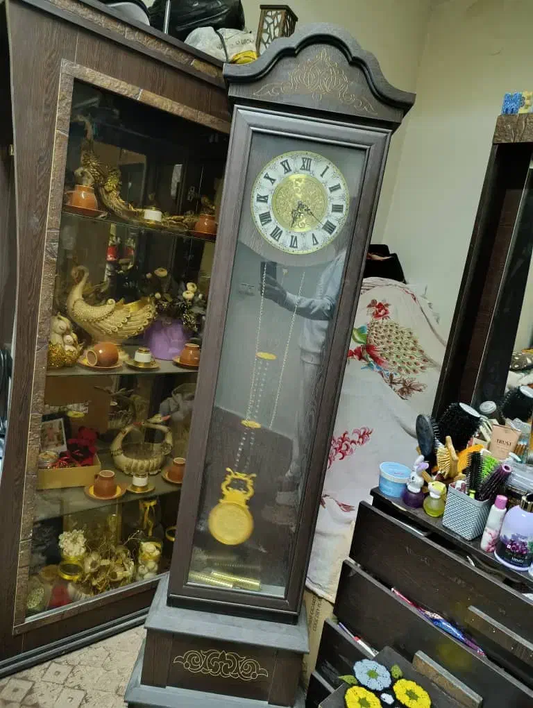 ساعت تمام mdf در حد نو|صنایع دستی و سایر لوازم تزئینی|شیراز, تندگویان|دیوار