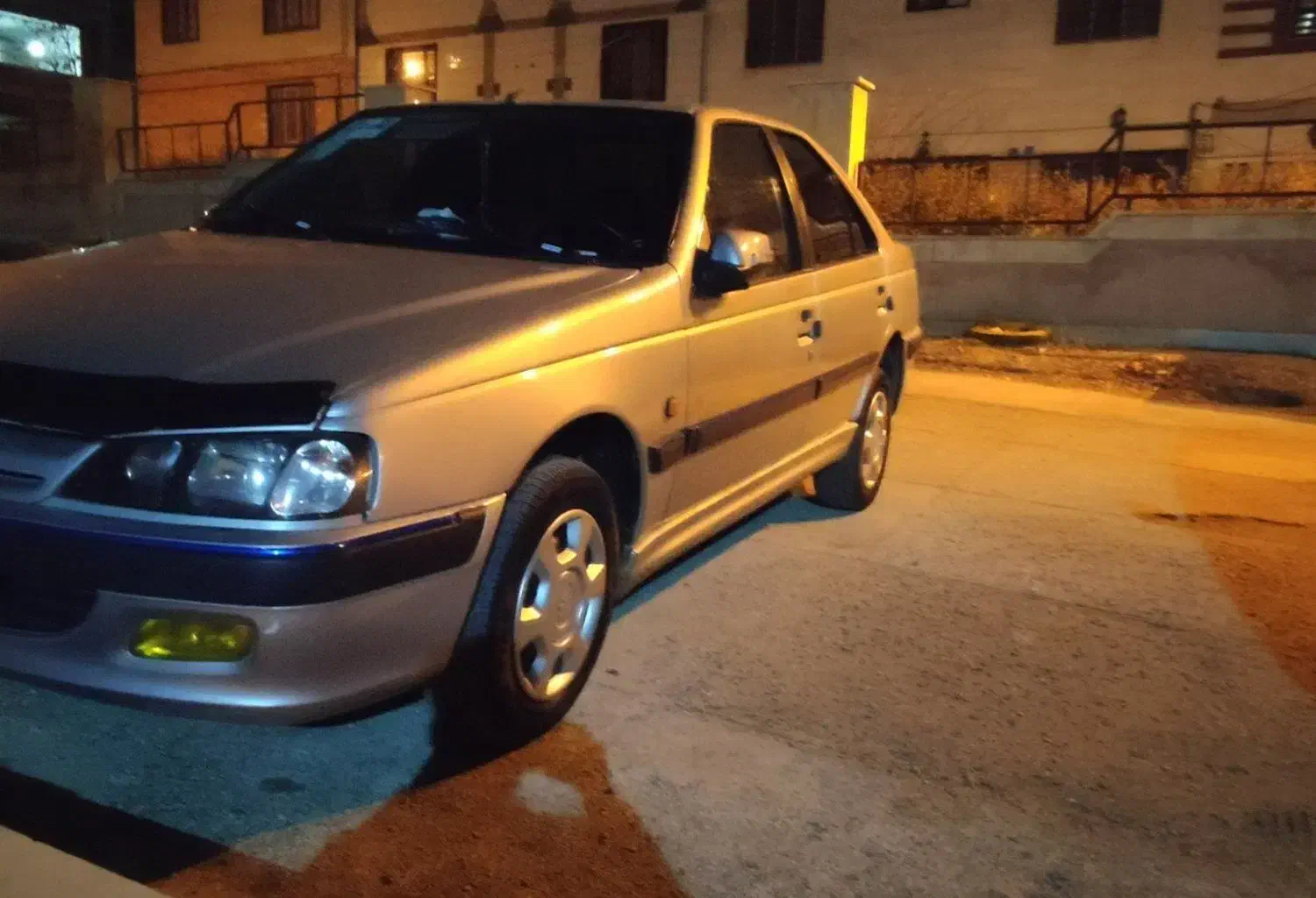 پژو پارس مدل 85|خودرو سواری و وانت|بروجرد, |دیوار