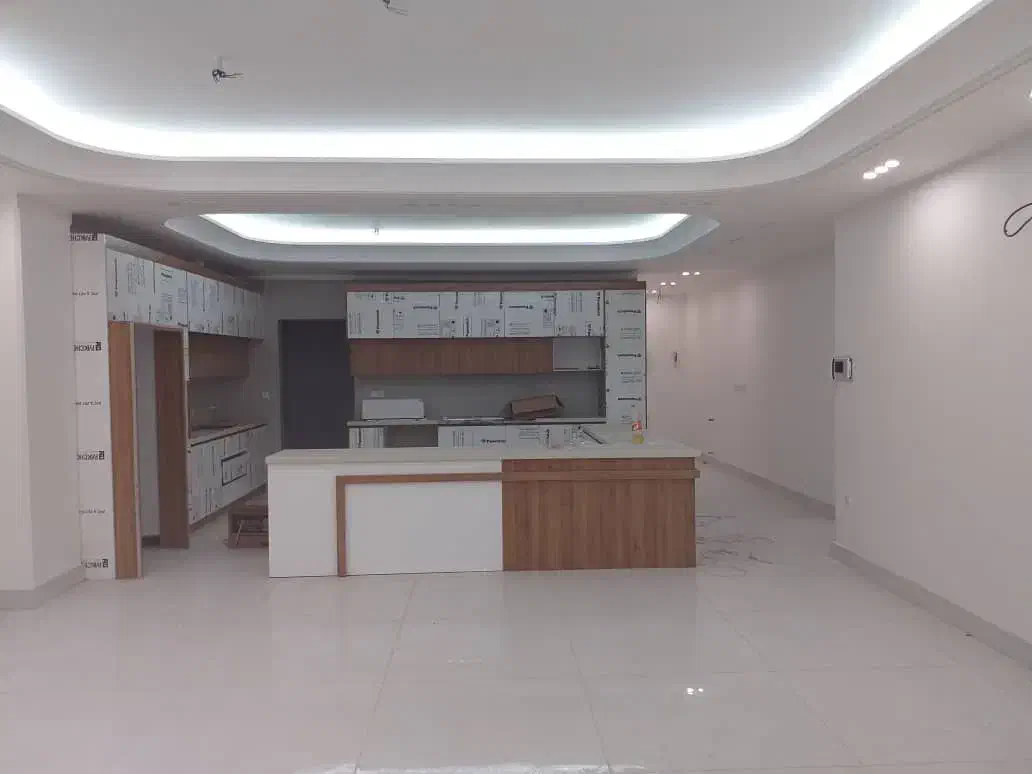 آپارتمان ۲۰۰متر *کلیدنخورده *اصیل نشین *بر گلستان|اجارهٔ آپارتمان|قم, زنبیل آباد|دیوار