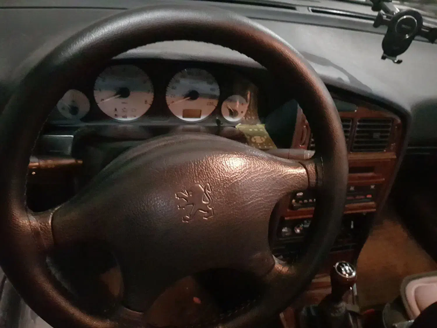 پژو پارس سال سفید ۸۸ (۲۲۸۰۰۰ کارکرد واقعی)|خودرو سواری و وانت|اصفهان, سیچان|دیوار