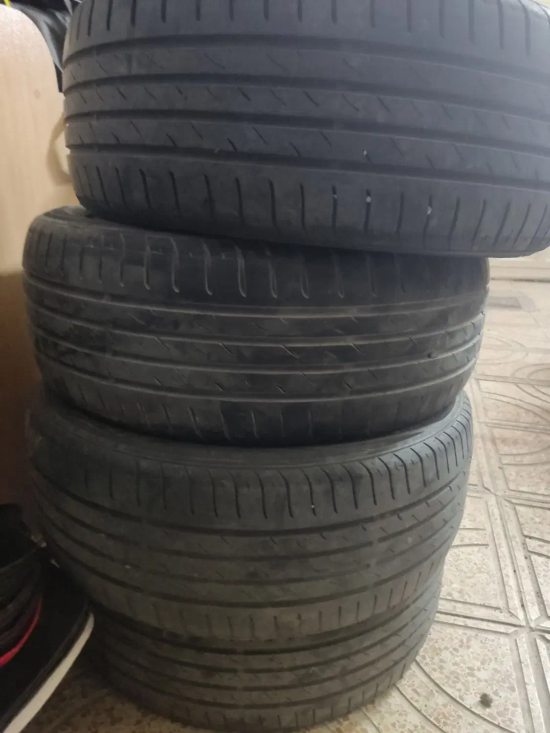 لاستیک و کمک فنر|قطعات یدکی و لوازم جانبی|تبریز, |دیوار