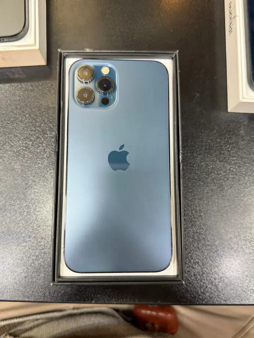 فروش iPhone 12 Pro Max ZAA اقساطی|موبایل|کرمان, |دیوار