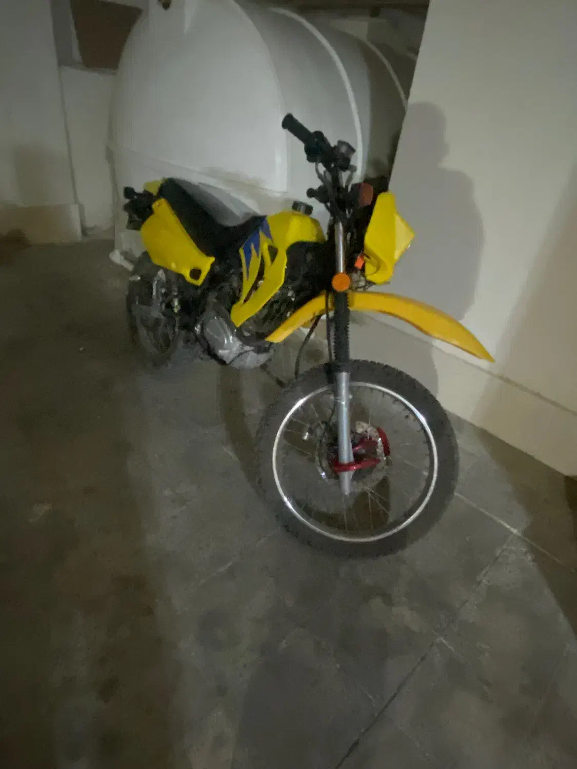 gy200|موتورسیکلت|هشتگرد, شهرک اداری|دیوار