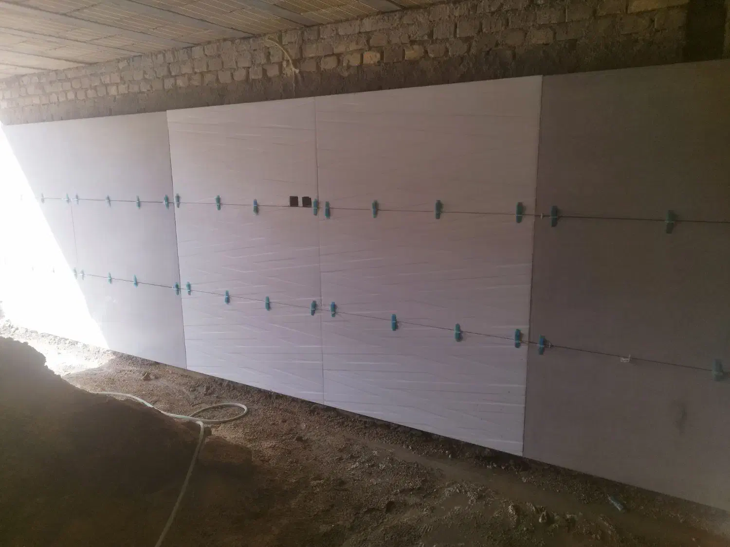 نیازمند شاگرد کاشی کاری|استخدام معماری، عمران و ساختمانی|یزد, |دیوار