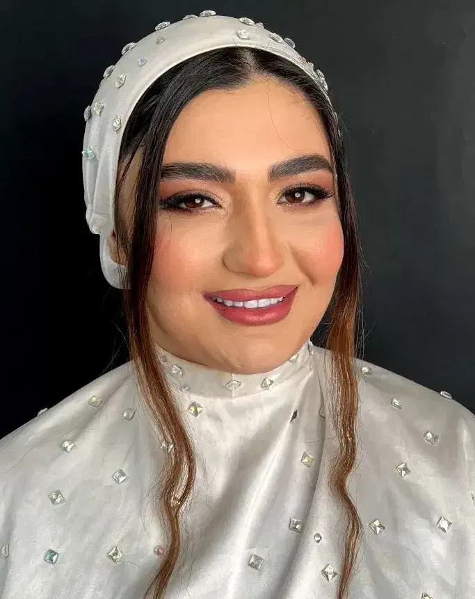 میکاپ و شنیون اقتصادی از ۵۰۰|خدمات آرایشگری و زیبایی|قائمشهر, |دیوار