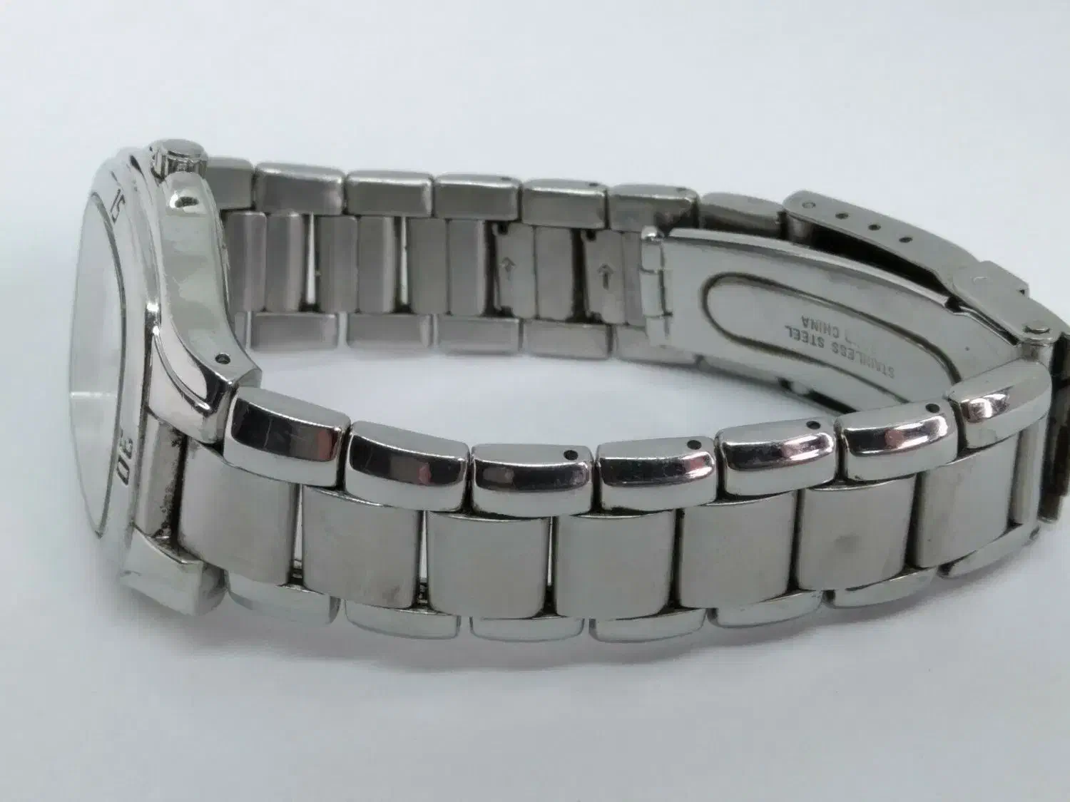 ساعت پولسار اصل|ساعت|شیراز, شاه قلی بیگی|دیوار