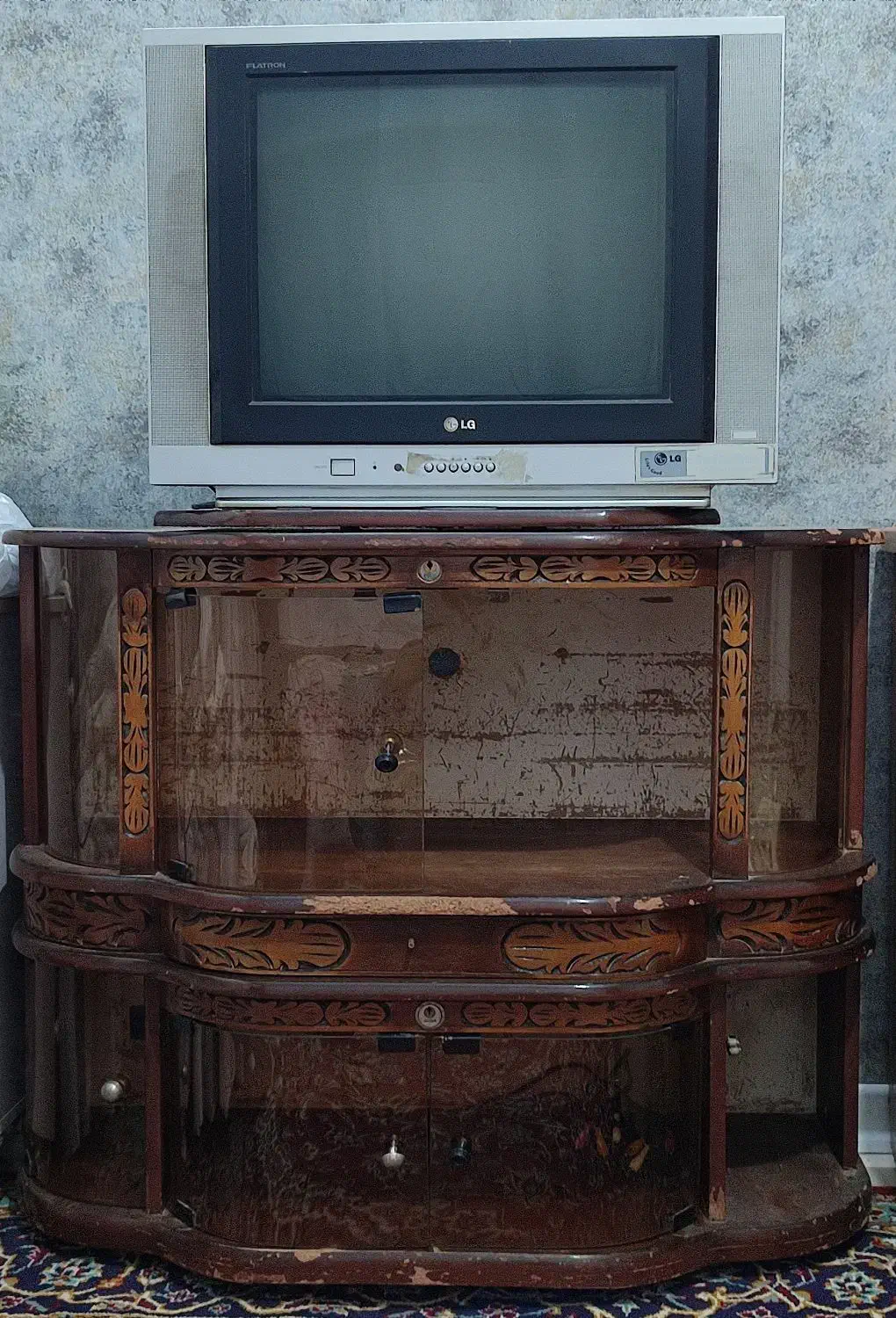 تلویزیون|تلویزیون و پروژکتور|چناران, |دیوار