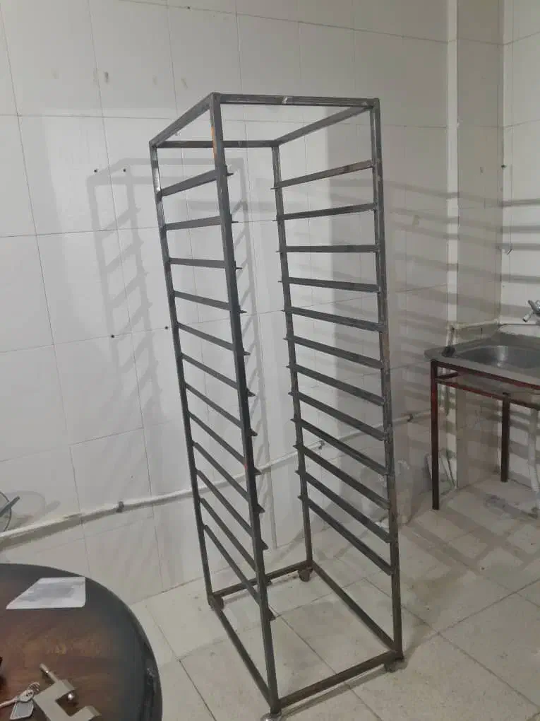 ریل (گاری) قنادی همراه ۷ عدد دیس|فروشگاه و مغازه|بروجرد, |دیوار