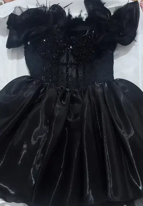 لباس مجلسی|لباس|پرند, فاز ۶|دیوار