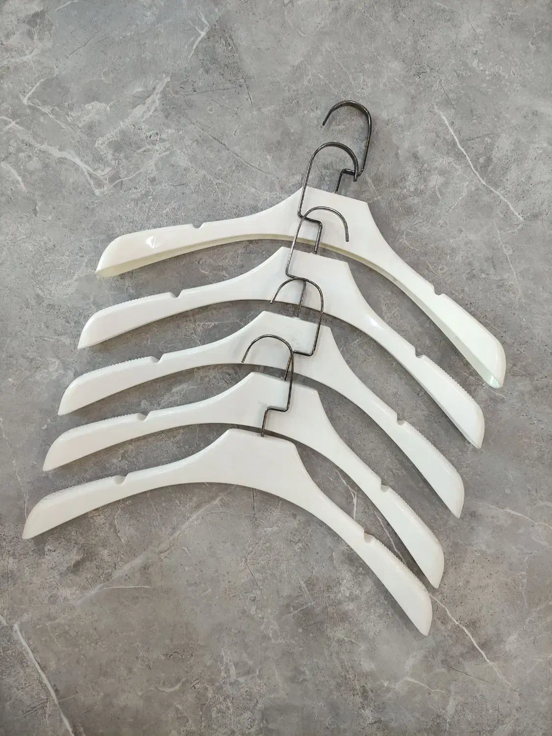 چوب لباسی و رگال فروشگاهی|فروشگاه و مغازه|مریوان, |دیوار