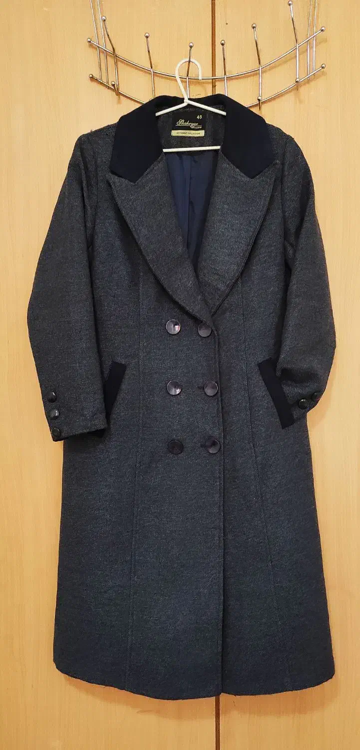 پالتو و مانتو بارانی در حد نو و لوازم رزمی|لباس|آباده, |دیوار