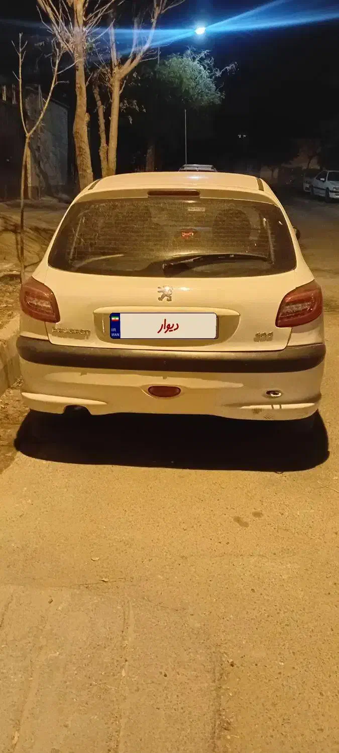 پژو ۲۰۶ تیپ ۲ مدل ۹۵|خودرو سواری و وانت|قم, صفائیه|دیوار