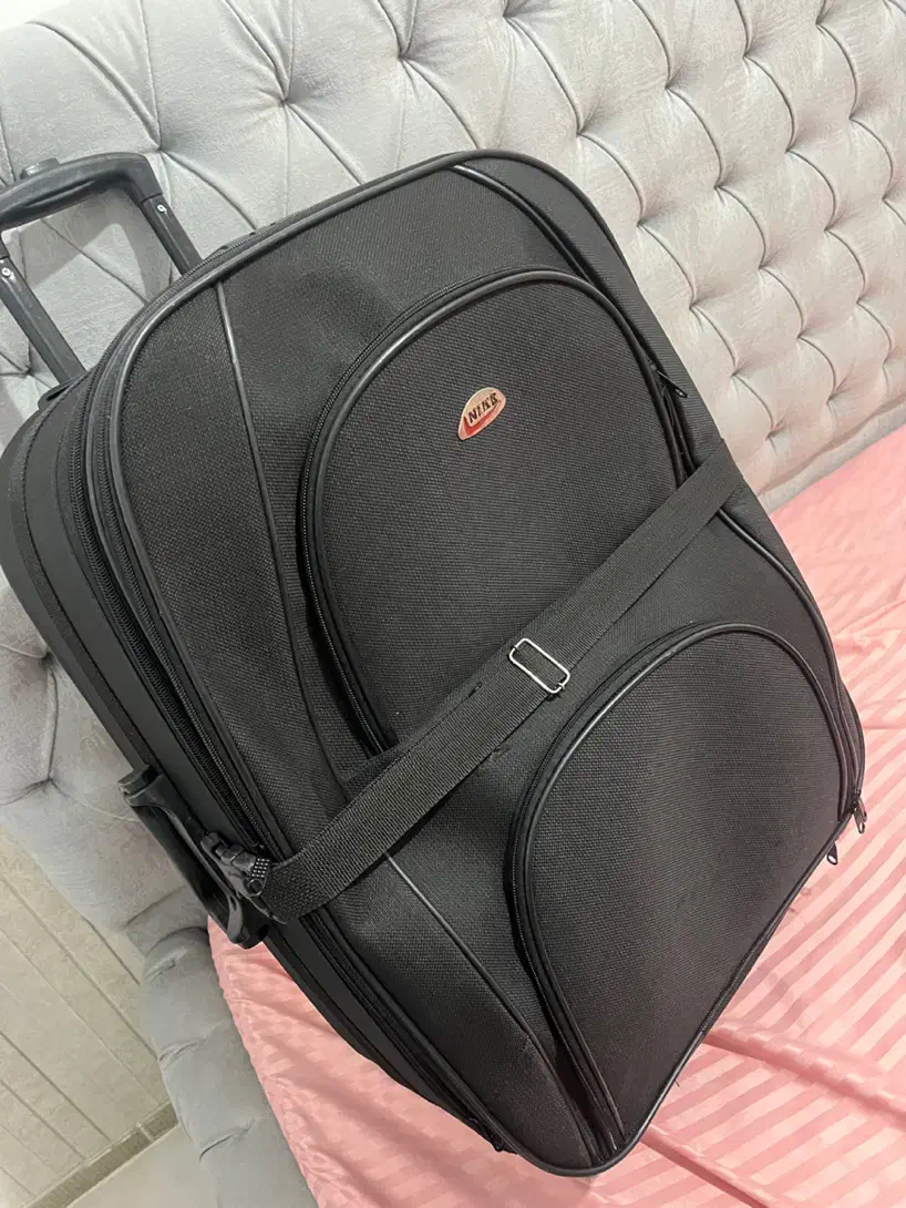 دوعدد چمدان مشکی سالم|کیف، کفش، کمربند|بروجرد, |دیوار