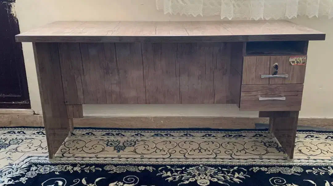 میزکامپیوتر و صندلی|مبلمان اداری|سقز, |دیوار