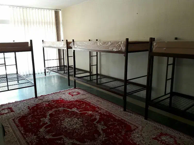 استخدام سرپرست خانم خوابگاه دخترانه با جای خواب|استخدام سرایداری و نظافت|شاهرود, |دیوار