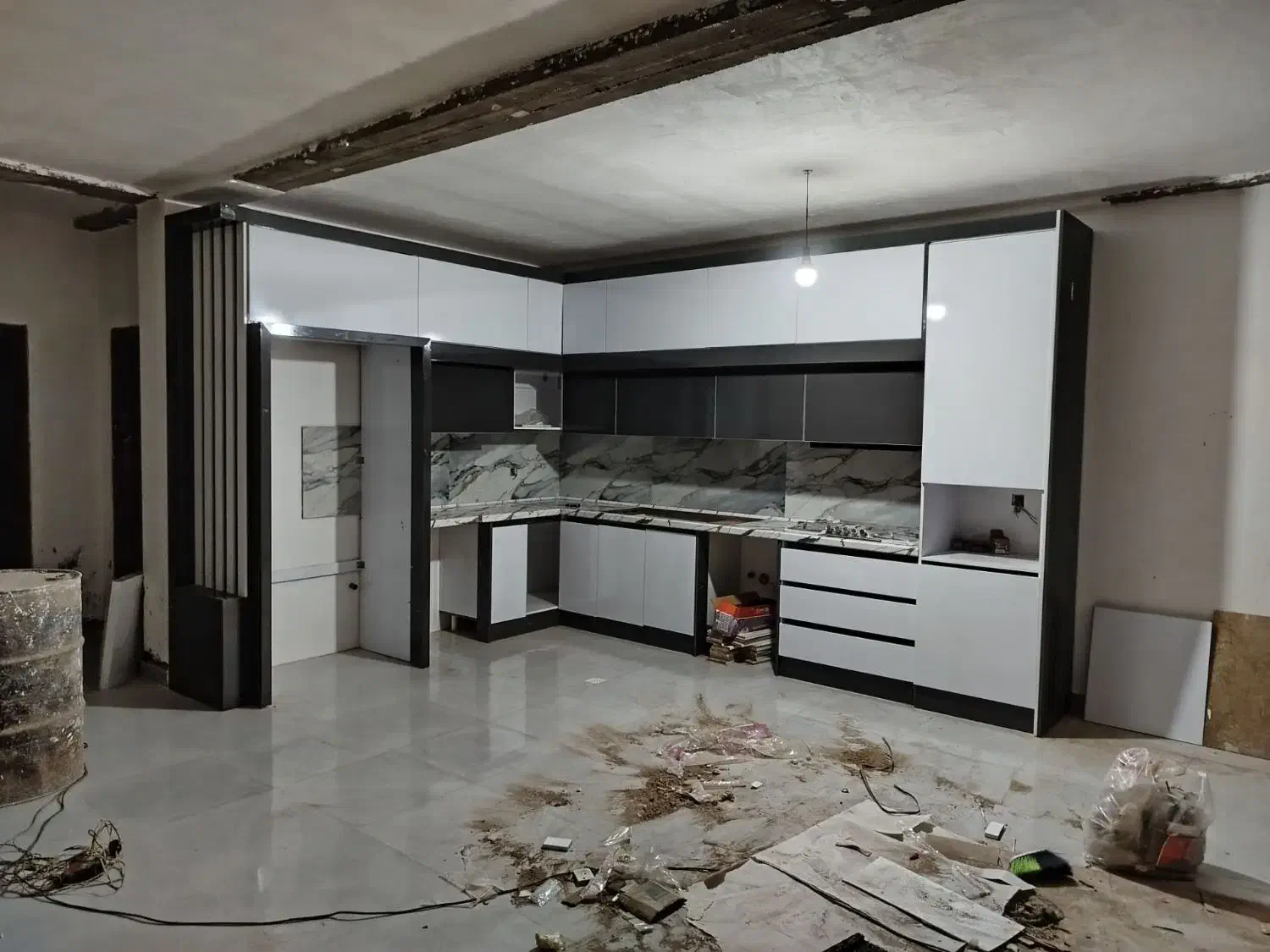 اجرای کابینت وکمد ومصنوعات چوبی|خدمات پیشه و مهارت|فومن, |دیوار