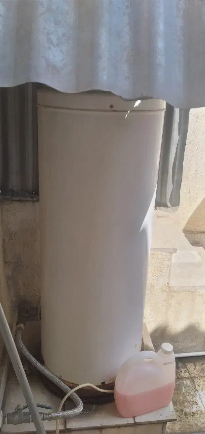 آبگرمکن برقی ۱۲۰ لیتری سالم و در حال کار|آبگرمکن، پکیج، شوفاژ|اهواز, امانیه|دیوار
