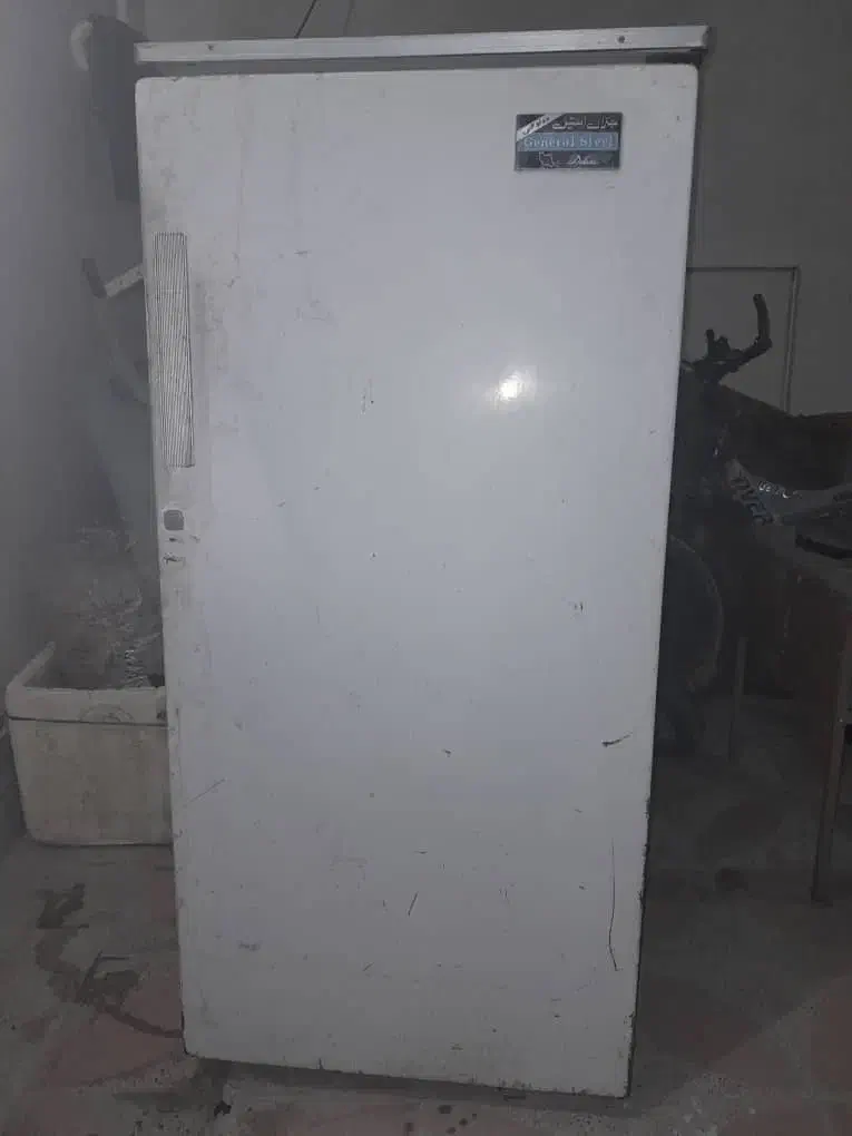 فروش یخچال|یخچال و فریزر|لار, |دیوار