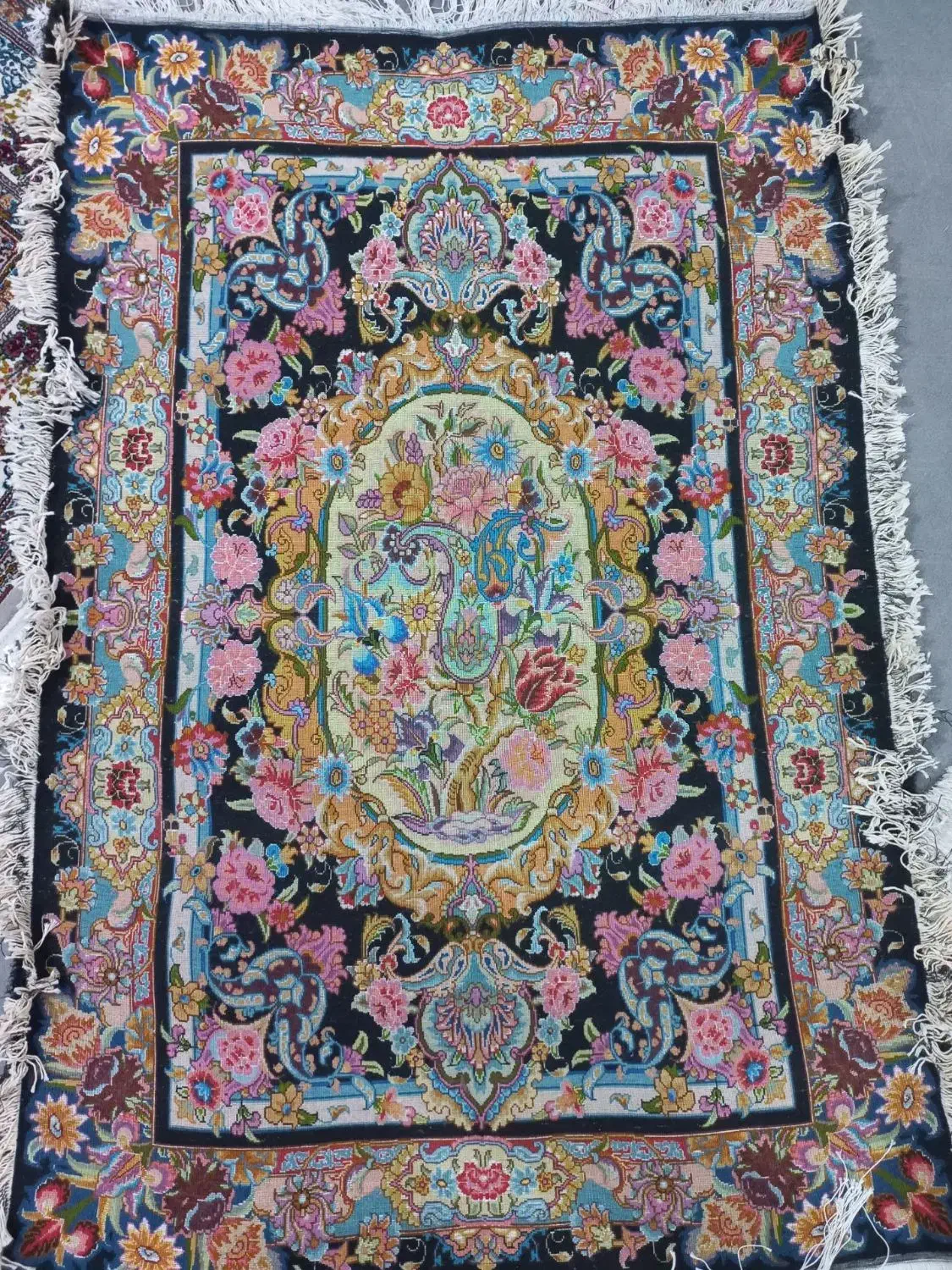 فرش دستباف سالاری|فرش|زنجان, |دیوار