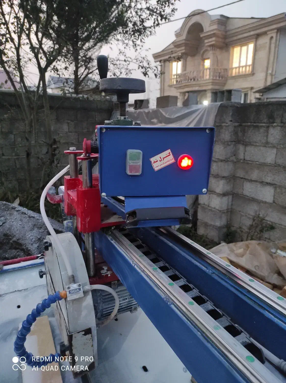 دستگاه آب برش سنگ ساختمانی|ماشینآلات صنعتی|سیاهکل, |دیوار