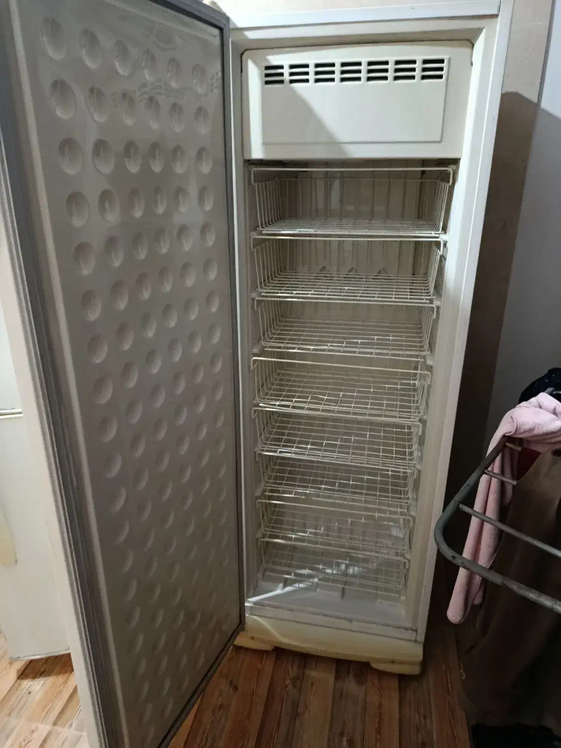 یخچال تمام فیلیزر خیلی تمیز و سالم|یخچال و فریزر|آق قلا, |دیوار