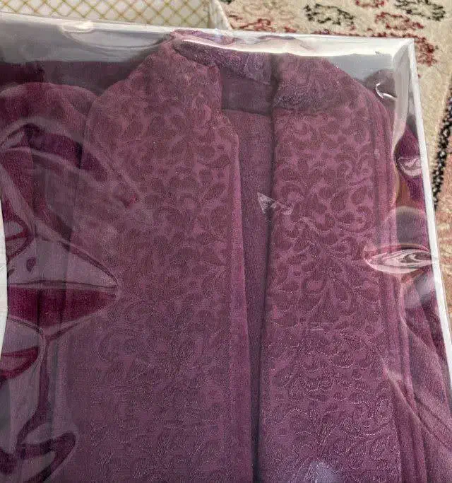 حوله تنپوش|لوازم حمام|شیراز, فرهنگ شهر|دیوار