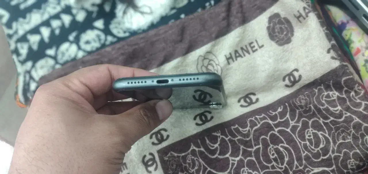 iPhone 11 normall|موبایل|بروجرد, |دیوار