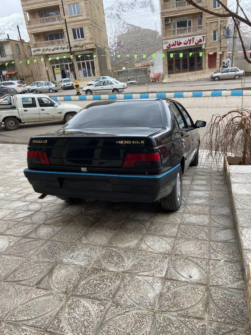 ۴۰۵مدل ۸۳|خودرو کلاسیک|پاوه, |دیوار