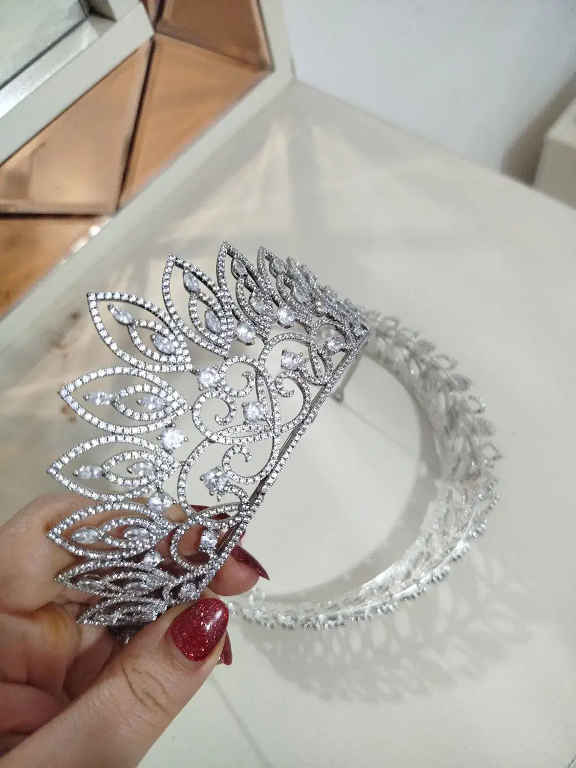 تاج عروس|زیورآلات و اکسسوری|فولادشهر, C3|دیوار