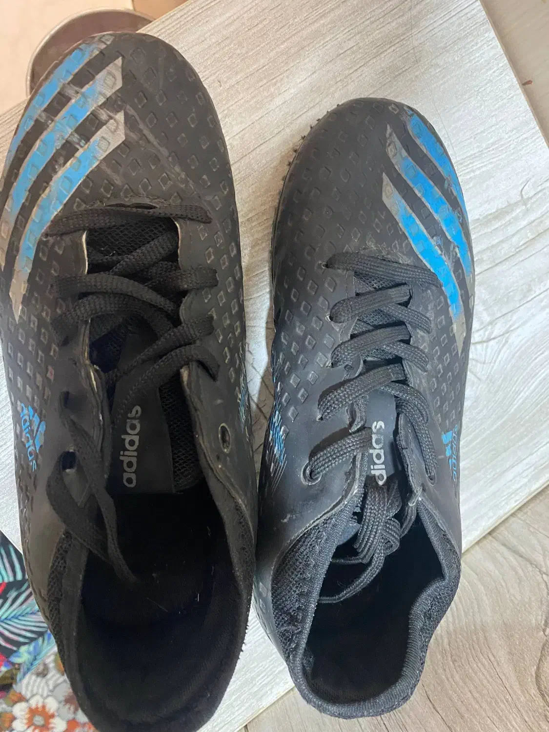 کفش چمن فوتبال|کیف، کفش، کمربند|مشهد, فرهنگیان (شهرک غرب)|دیوار