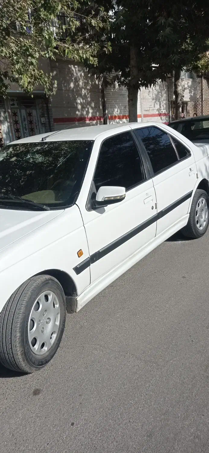 پژوفروشی|خودرو سواری و وانت|همدان, |دیوار