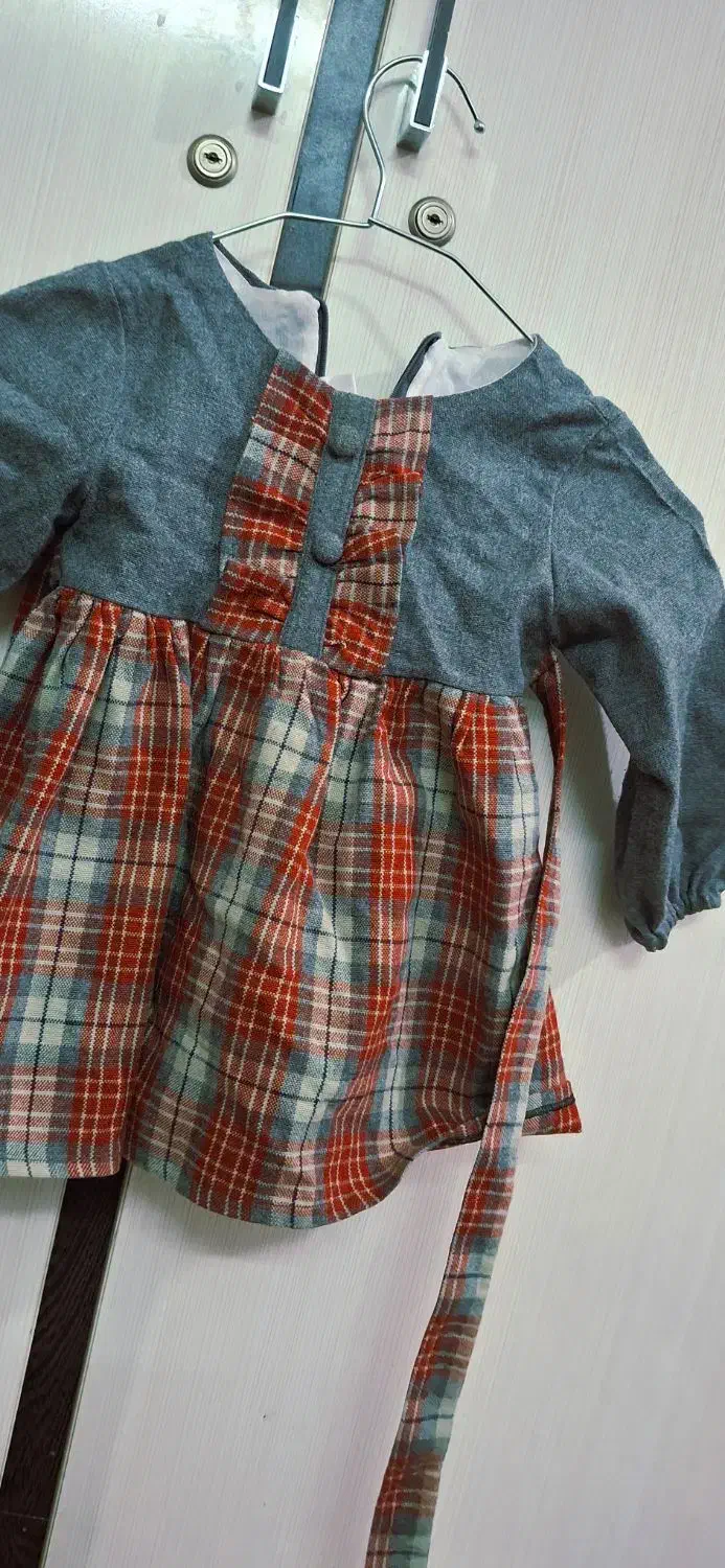 لباس بچه|کفش و لباس بچه|اهواز, کمپلو جنوبی|دیوار