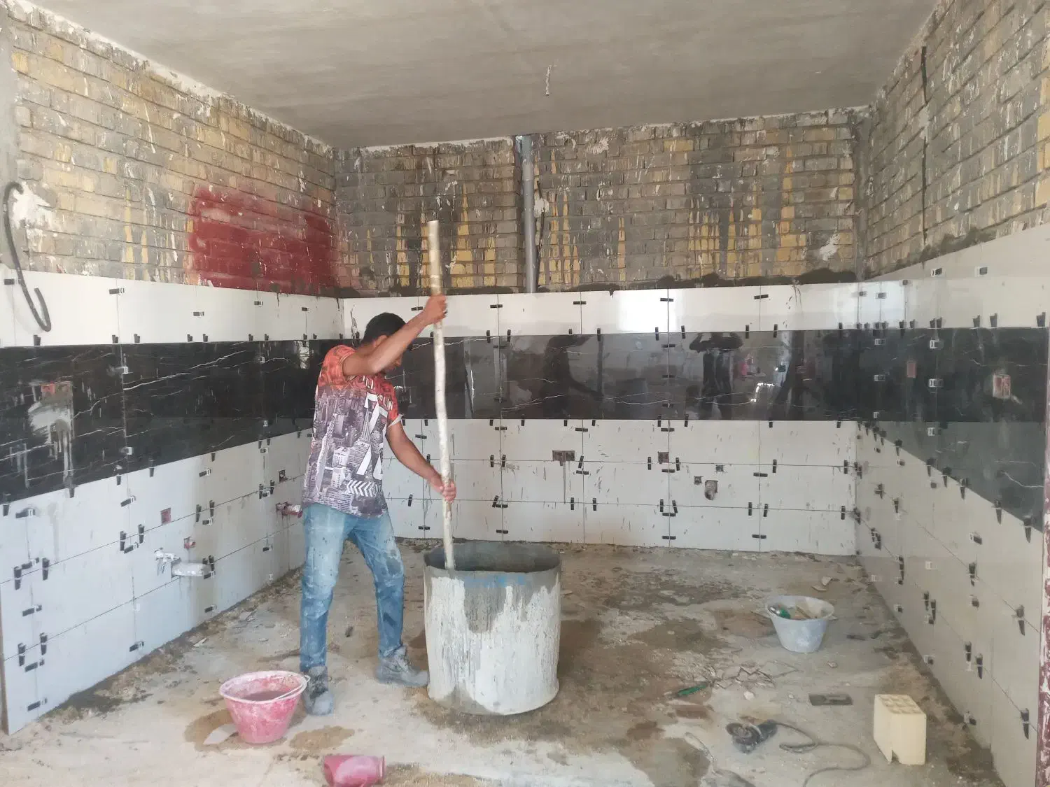 بنایی ساختمانی کاشی کاری وتعمیرات|خدمات پیشه و مهارت|شیراز, کرونی(خاتونک)|دیوار