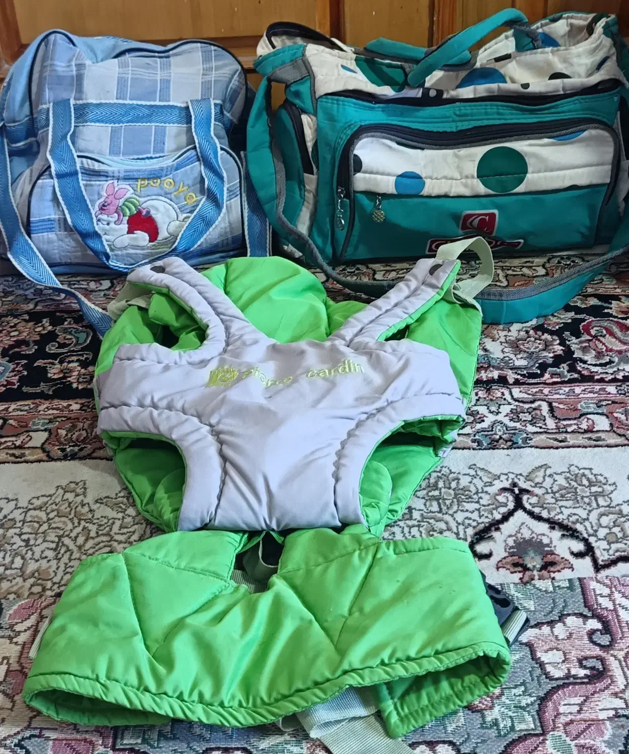 آغوشی وکیف نوزاد|اسباب و اثاث بچه|قوچان, |دیوار