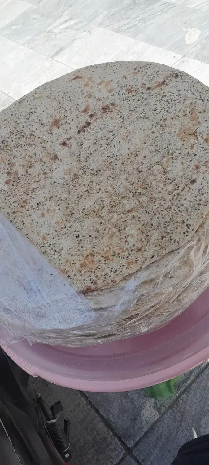 نان خانگی|خوردنی و آشامیدنی|شاهین‌شهر, شهرک منازل چوبی|دیوار