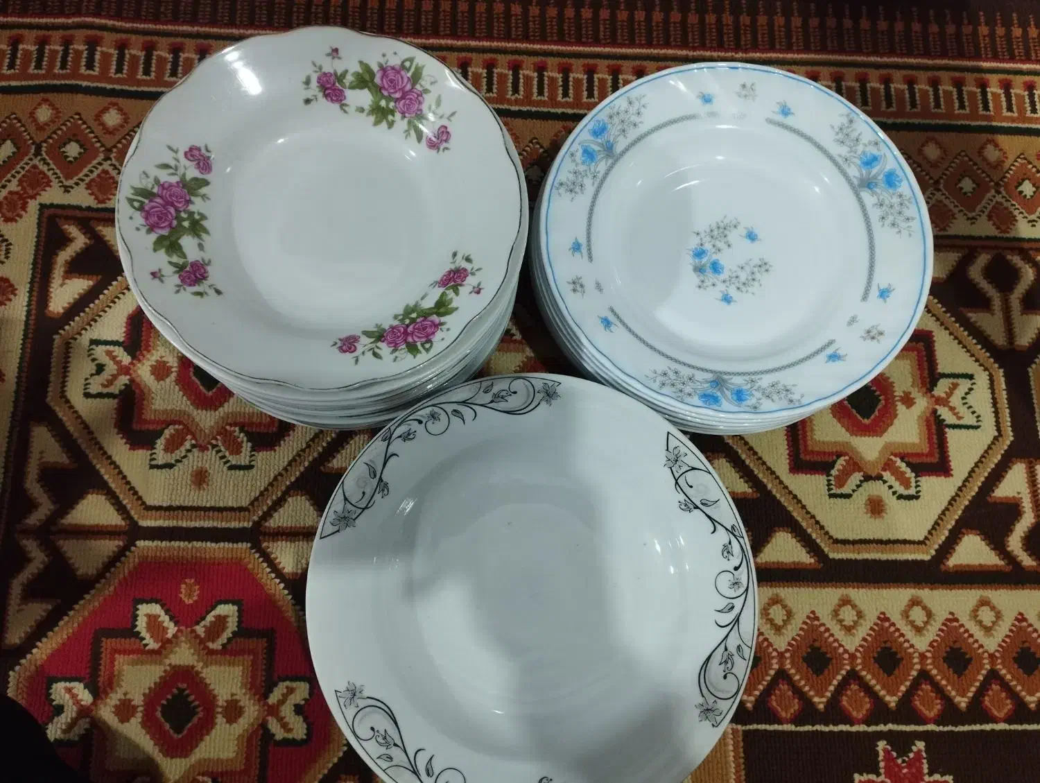 قیمت هر یک دست ۲۰۰|ظروف سرو و پذیرایی|صوفیان, |دیوار