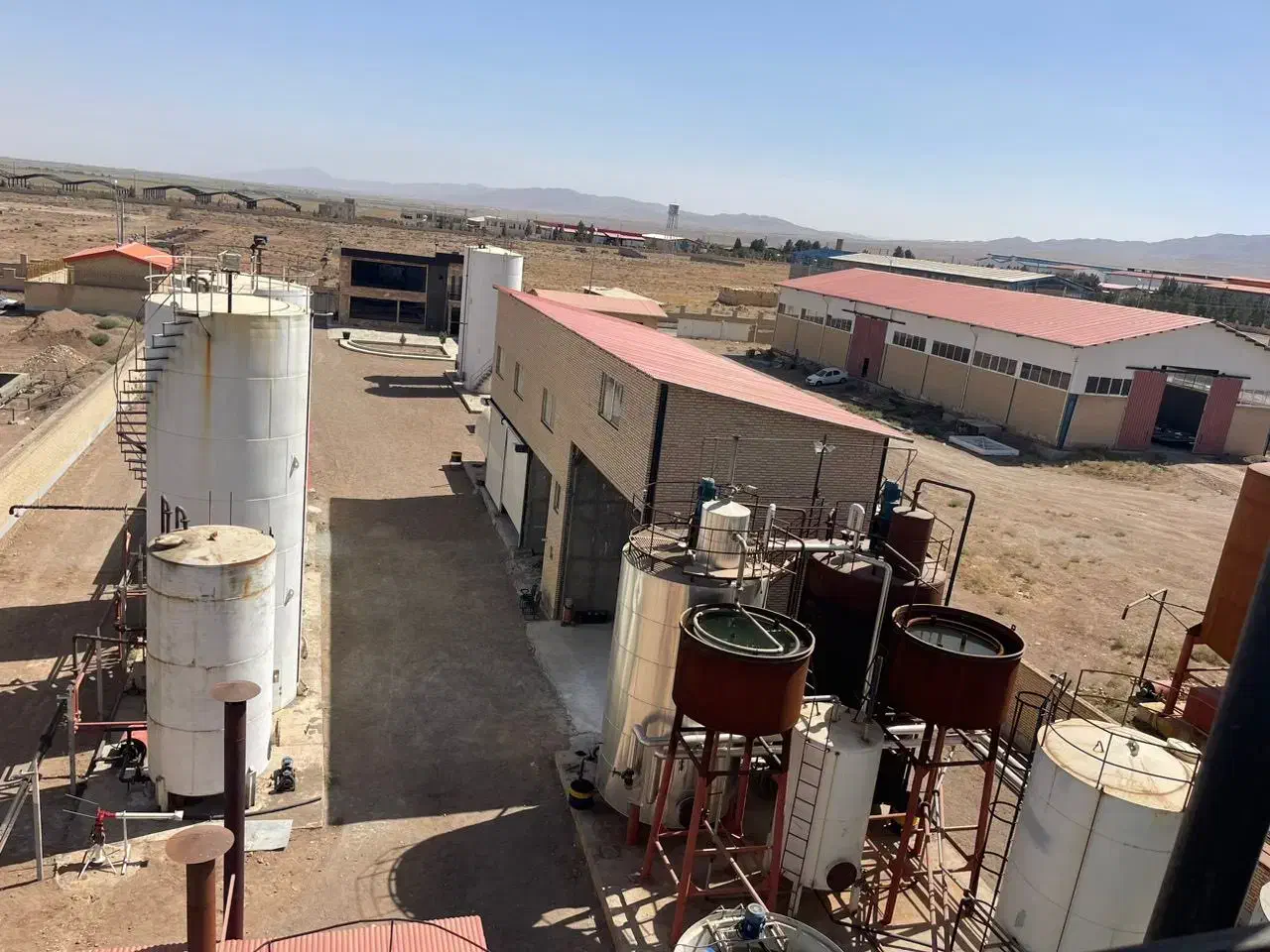 استخدام نگهبان شب|استخدام سرایداری و نظافت|قزوین, |دیوار