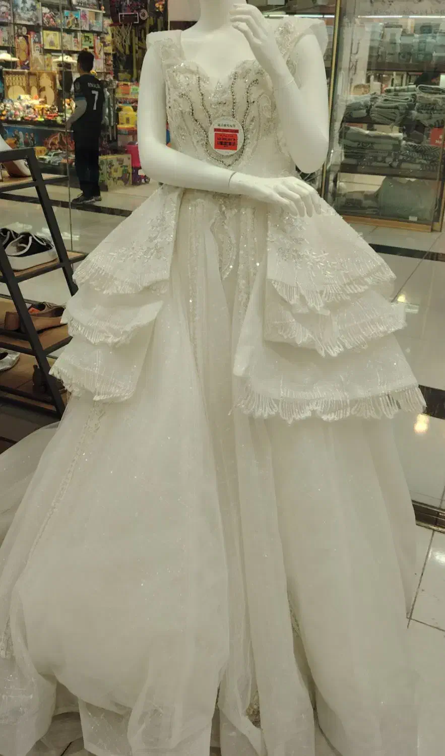 لباس عروس|لباس|بستان آباد, |دیوار