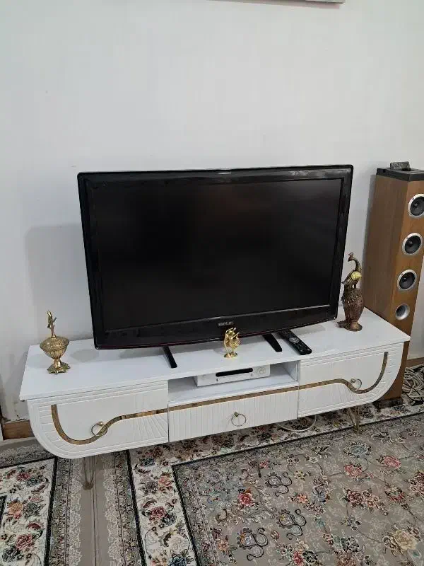 تلوزیون ۳۷ اینچ اسنوا|تلویزیون و پروژکتور|همدان, |دیوار