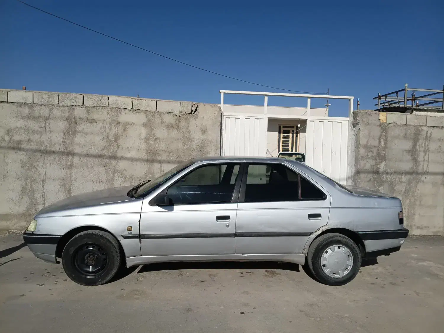 ۴۰۵|خودرو سواری و وانت|خرم‌آباد, |دیوار