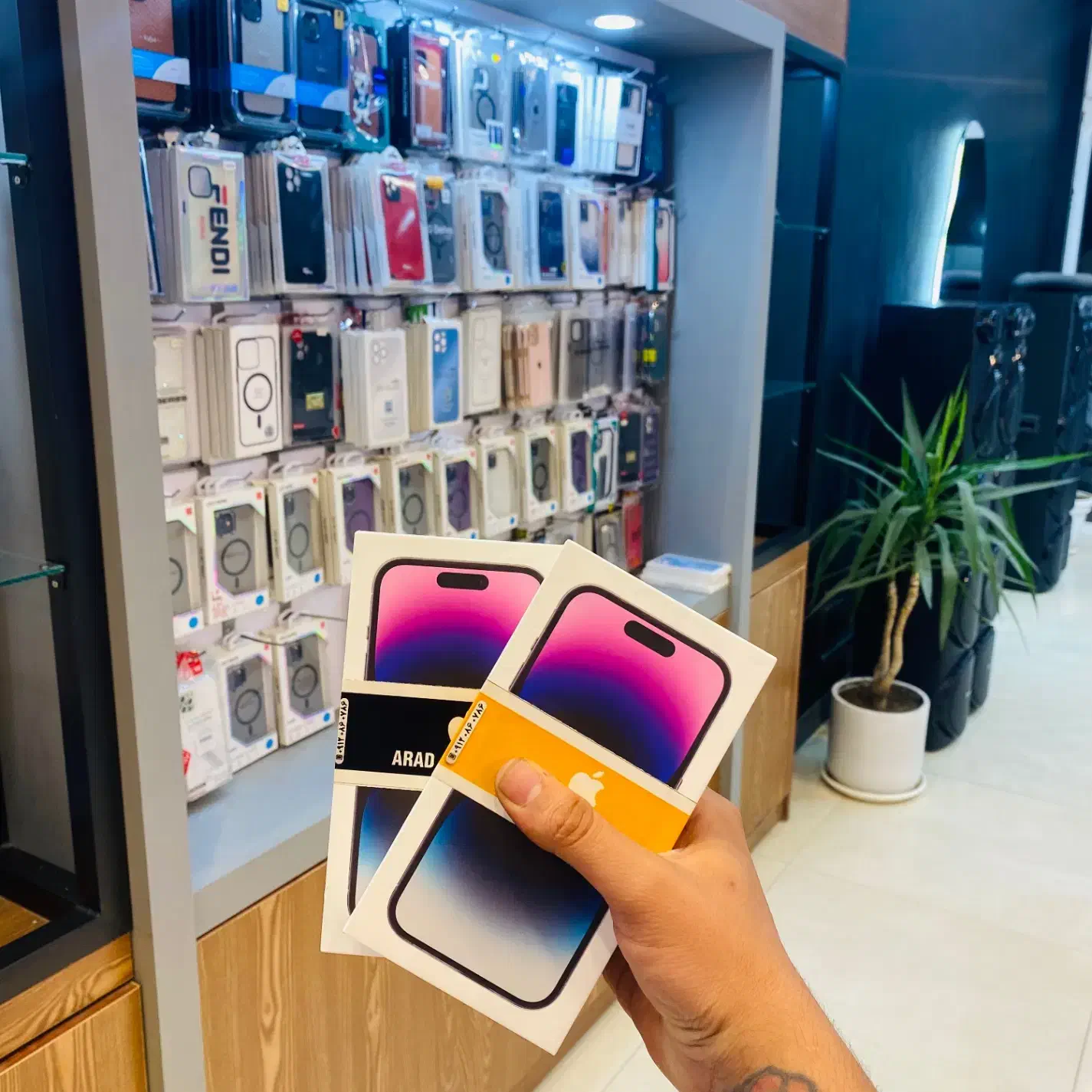 Iphone14 pro 256 g اکبند مشکی بدون کارمزد|موبایل|یزد, |دیوار