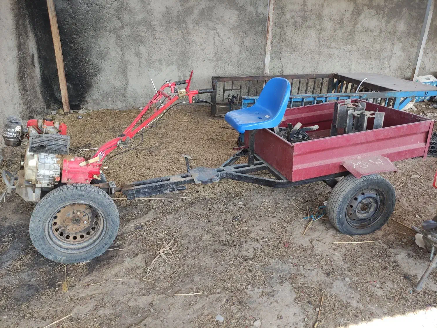 تیلر همراه تریلی|ماشین‌آلات صنعتی|اصفهان, بهارستان|دیوار