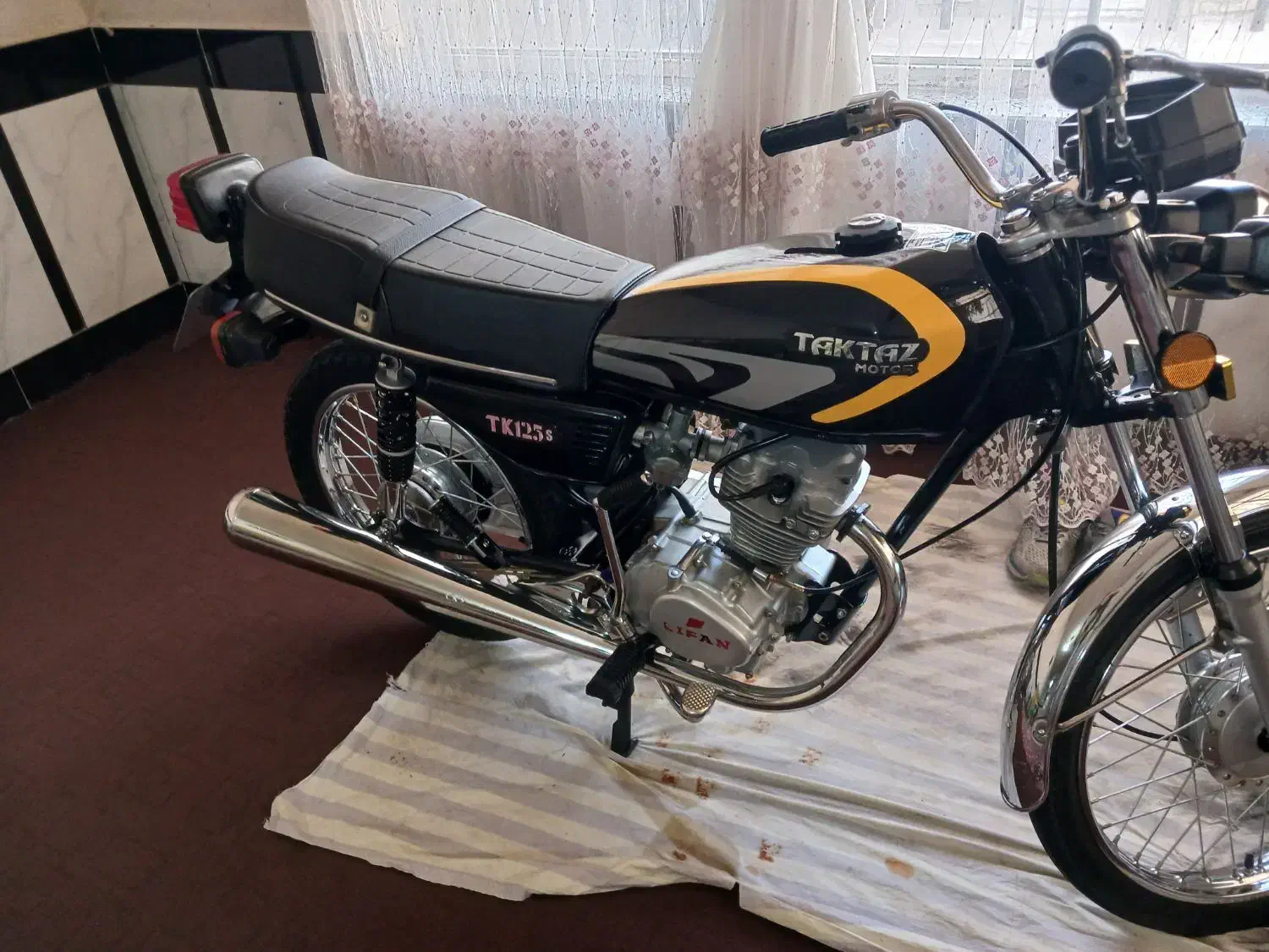 موتور سیکلت هندا|موتورسیکلت|تربت جام, شاهد|دیوار