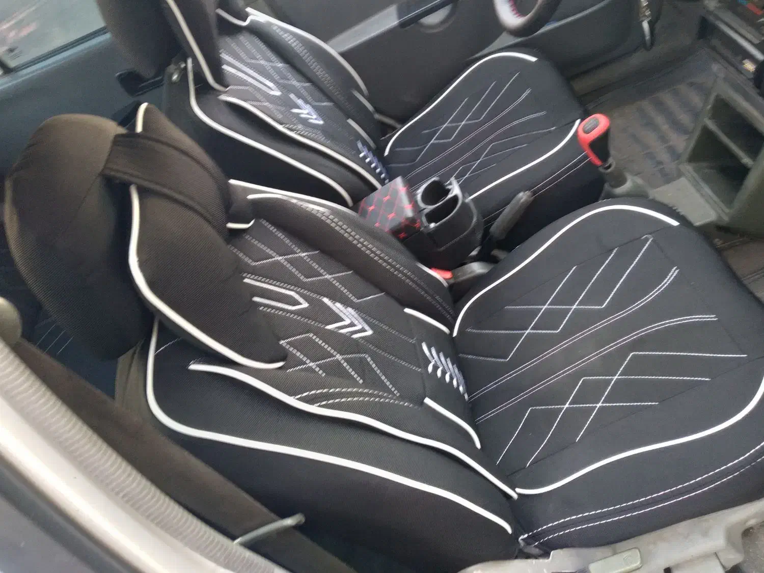 روکش صندلی وشیشه دودی قیمت مناسب باضمانت|قطعات یدکی و لوازم جانبی|قرچک, شهرک گلها|دیوار