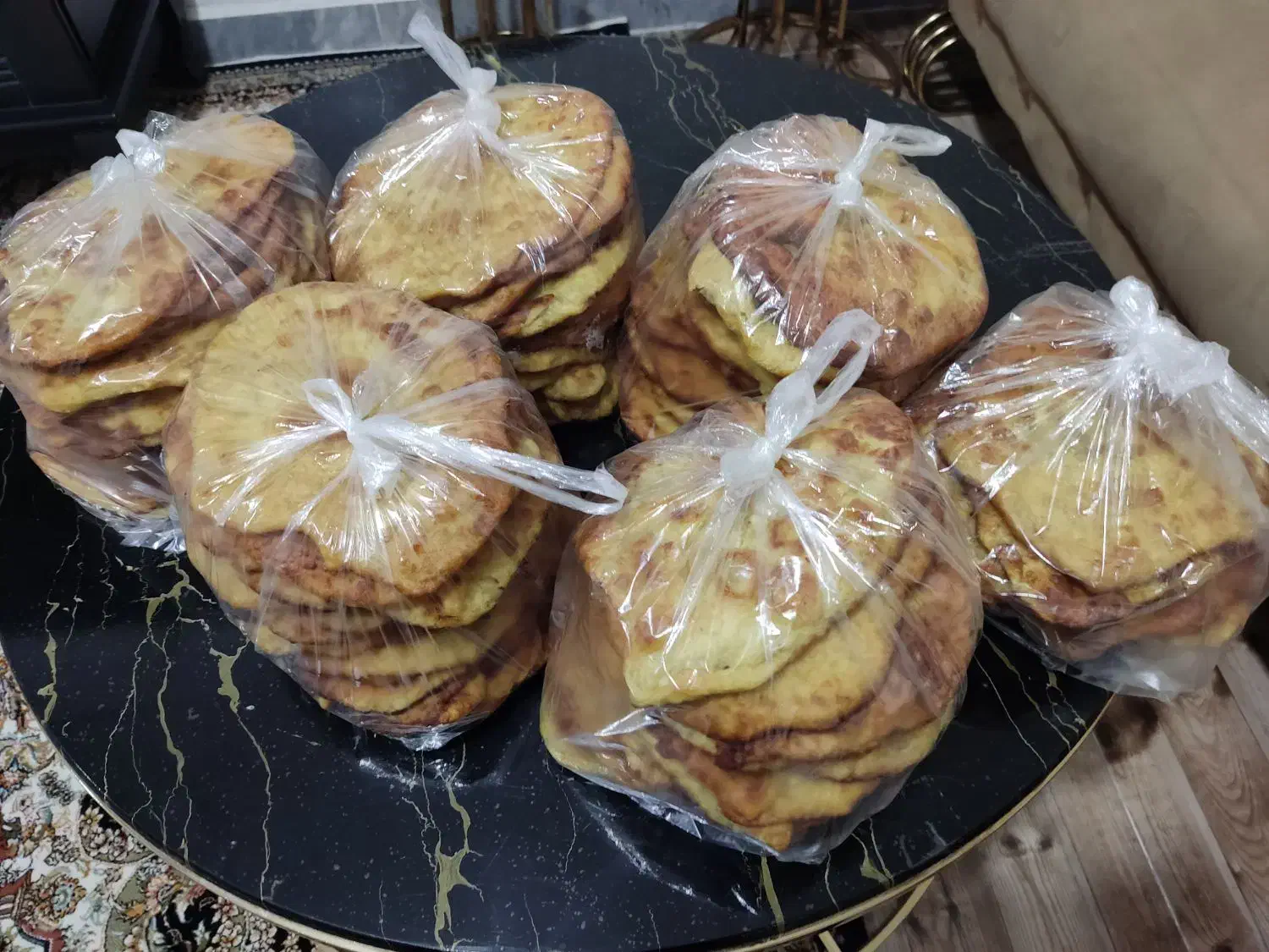 نون روغنی تازه با شیر خالص|خوردنی و آشامیدنی|رباط‌کریم, رباط‌کریم|دیوار