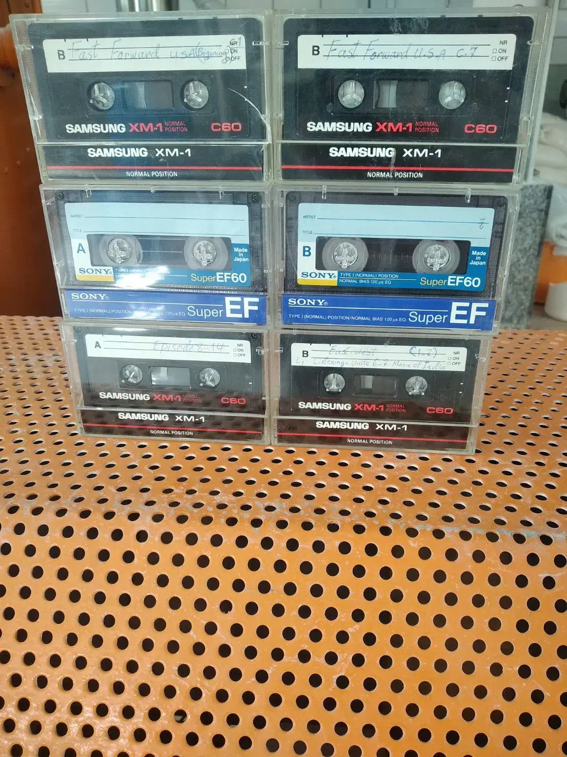 نوار کاست|فیلم و موسیقی|تبریز, |دیوار