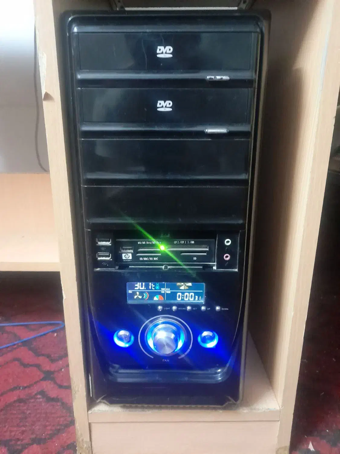 کامپیوتر اداری و مانیتور|رایانه رومیزی|کاشان, سرپله جدید|دیوار