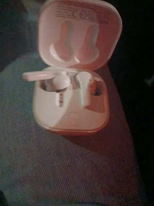 ایرپاد شیامی|لوازم جانبی موبایل و تبلت|اصفهان, جلالیه|دیوار