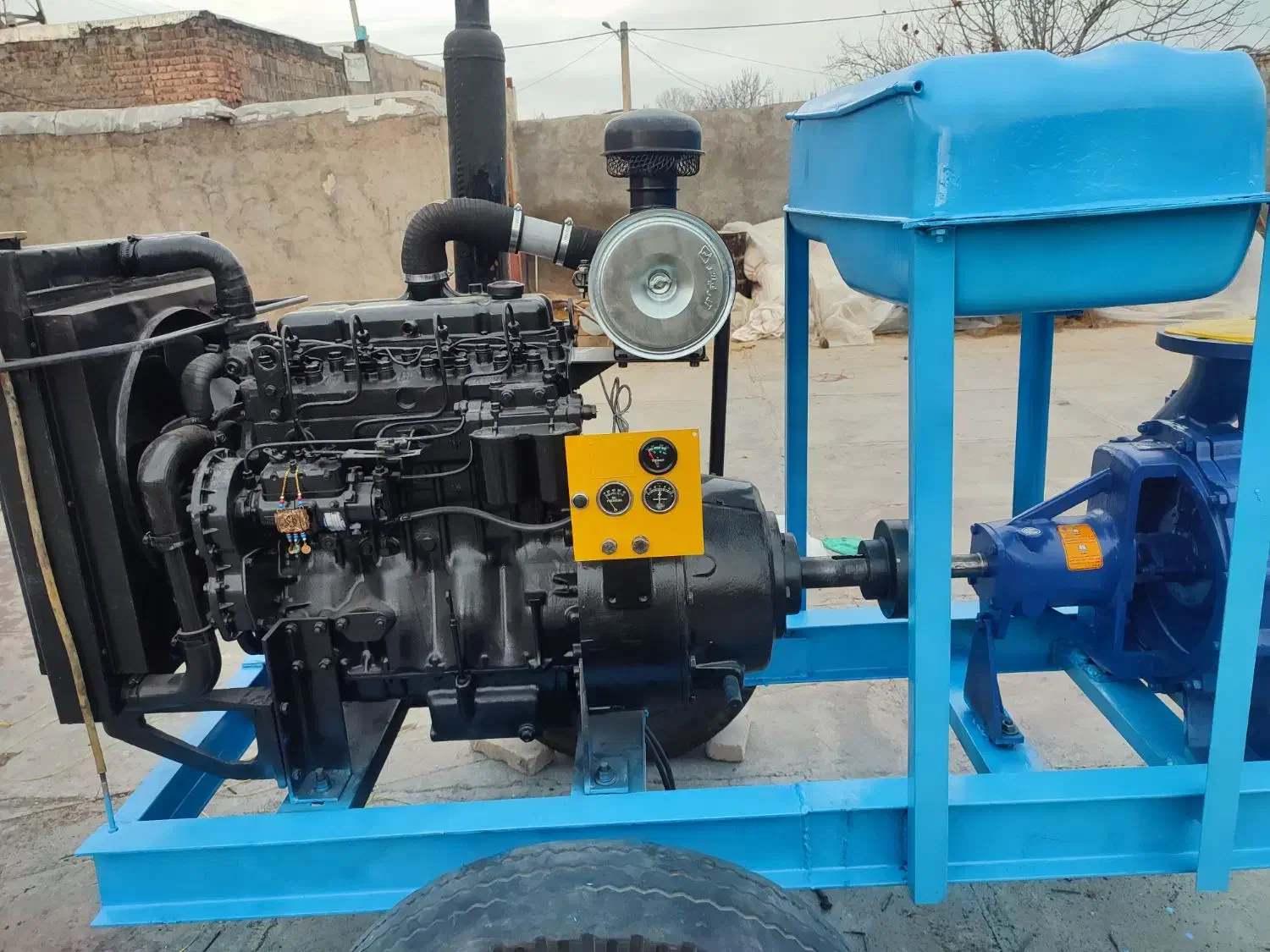 موتور پرکینزانگلیسی چهار سیلندر|ماشین‌آلات صنعتی|خرم‌آباد, |دیوار